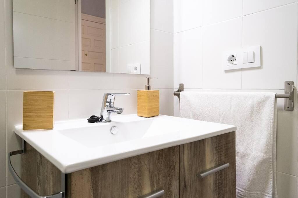 דירות סביליה Apartamento Centro - Zona Arenal מראה חיצוני תמונה